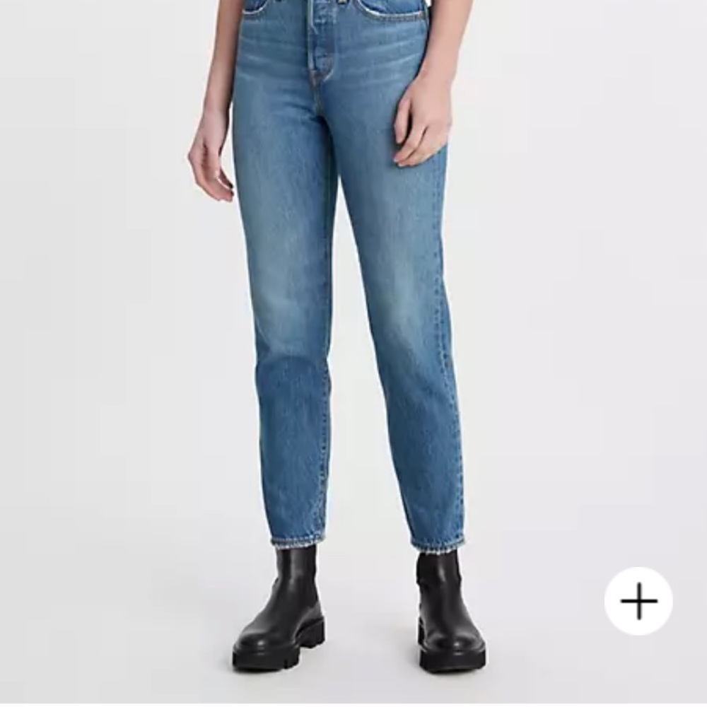 Levi’s Wedgie Fit straight leg jeans, size 30, color “Athens” (medium wash)